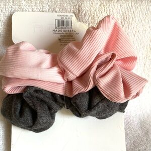 Pinks And Gray Pack Of Three Scrunchies. Hidden Zipper On Each! New Package